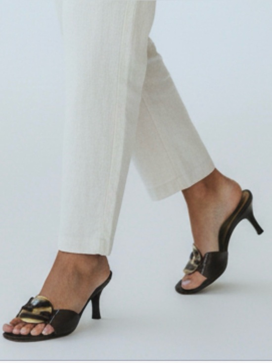 Anne Klein Shoes - Anne Klein Chocolate Brown Shell Embellished Kitten Heel Sandal Size 7.5